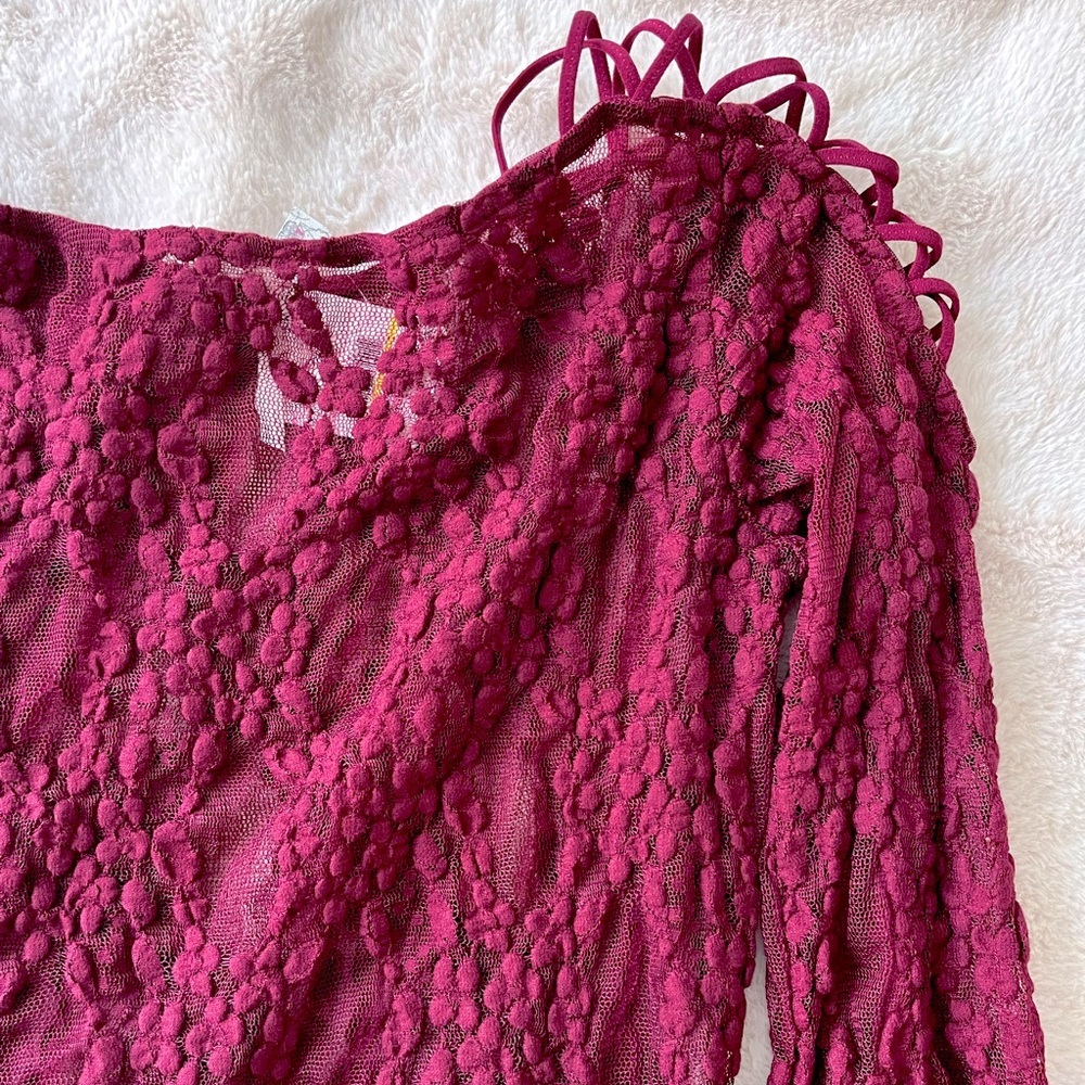 NWT Free People Long Sleeve Top Star Lace Merlot Size M - Picture 5 of 8